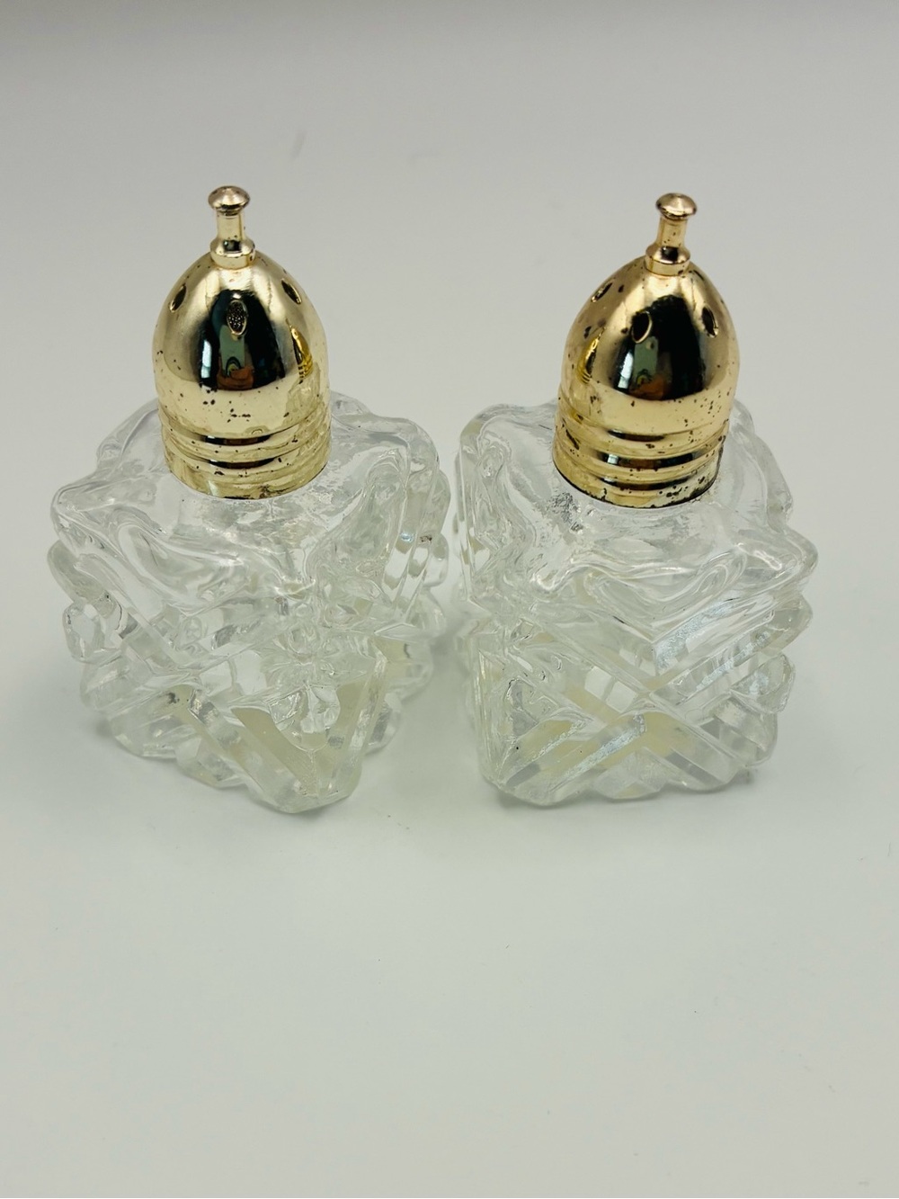 F.B. Rogers ~ Set of 2 Salt & Pepper Shaker Sets Crystal ~ Vintage